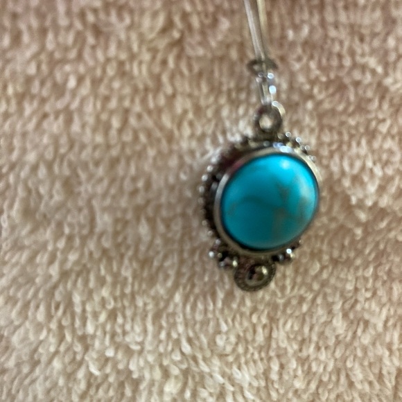 Turquoise and silver earrings - Picture 3 of 5